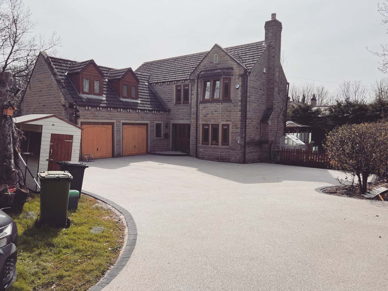 This is a photo of a resin driveway installed in Cheshire by Cheshire Resin Drives